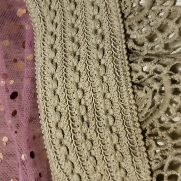 👗3/25$ 👗Pretty Ombre Crochet Skirt🍃 - Picture 5 of 9